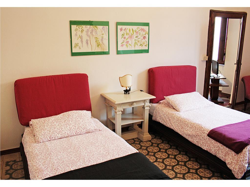 Bed and Breakfast Borgo Largo 51 Pisa Habitación foto